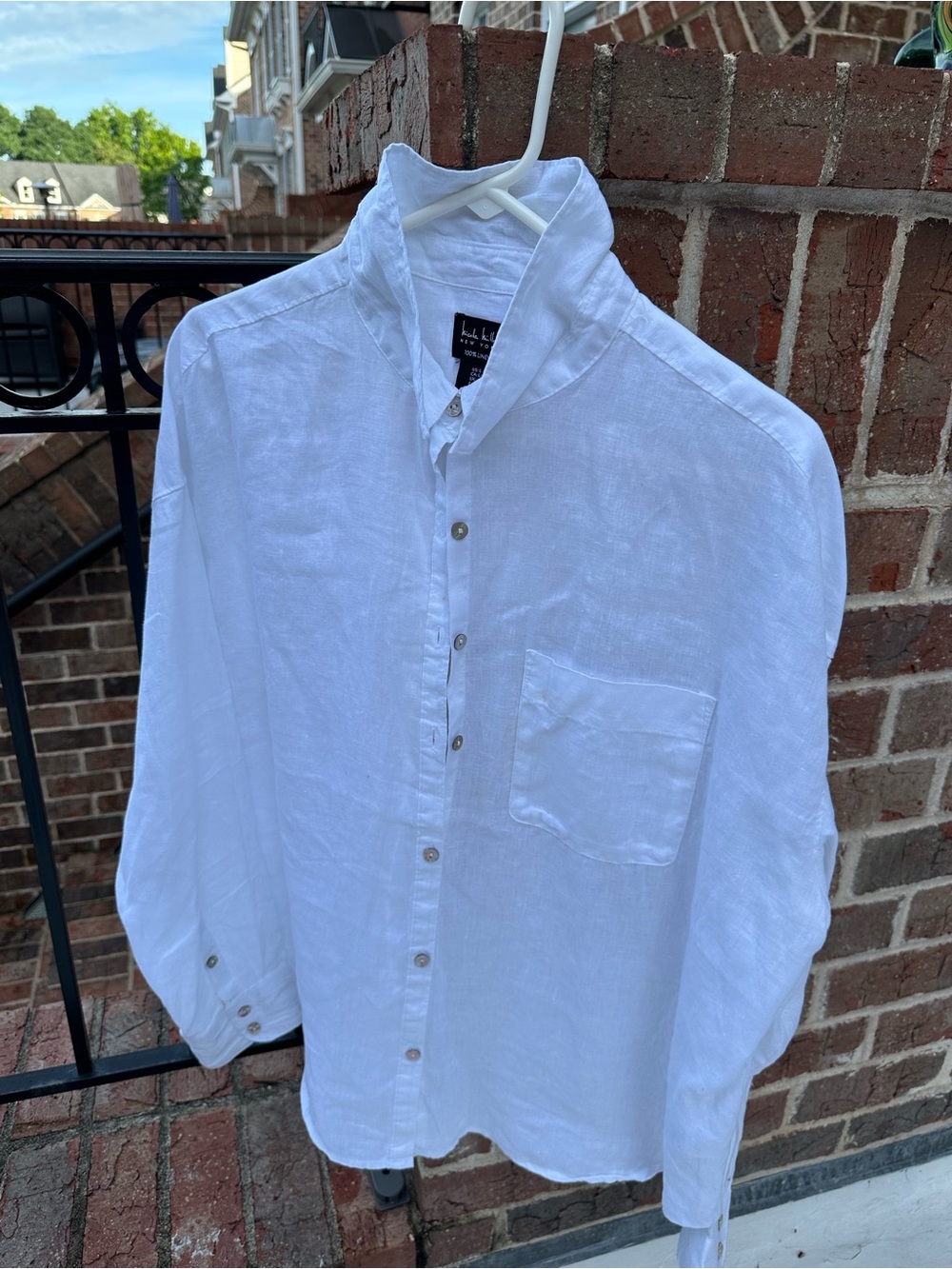 Nicole Miller White Casual Button-Down Linen Shirt